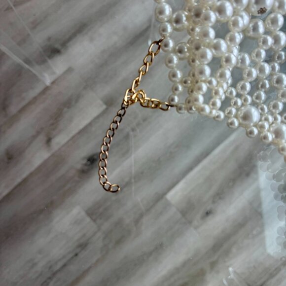 White Pearl Layered Choker Statement Necklace - Picture 4 of 4